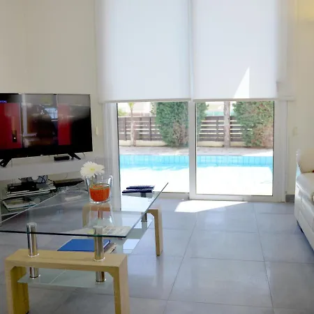 Villa Mickey1 Villa, 3 Bed, Free Car, In Pernera, Private Pool,